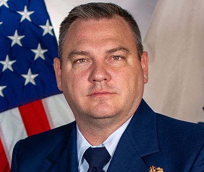 Lieutenant Commander Daris Pruter